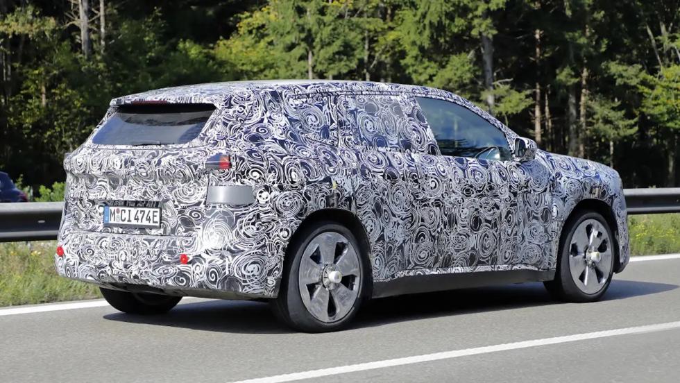 BMW iX1: Το επόμενο βήμα της Neue Klasse έρχεται νωρίτερα από το αναμενόμενο